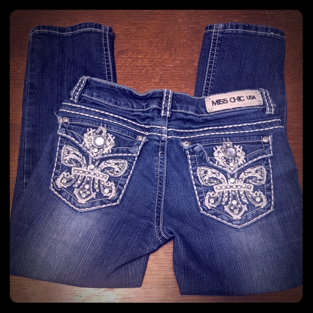 Miss Chic Jean capris with rhinestone pockets